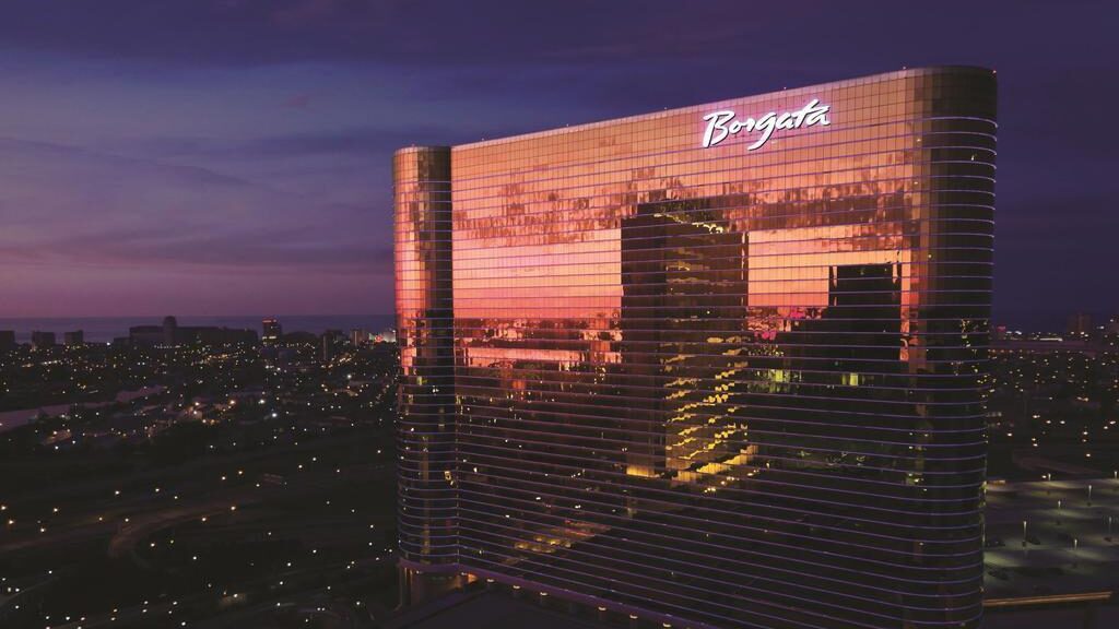 Borgata (16.1만 ft²)