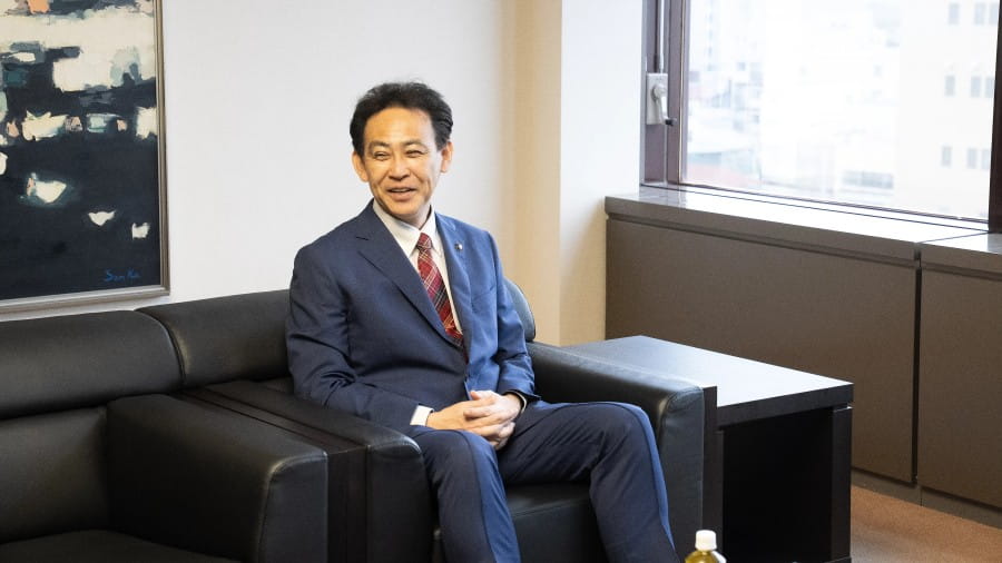 관심 표명에서 세 번의 후퇴까지