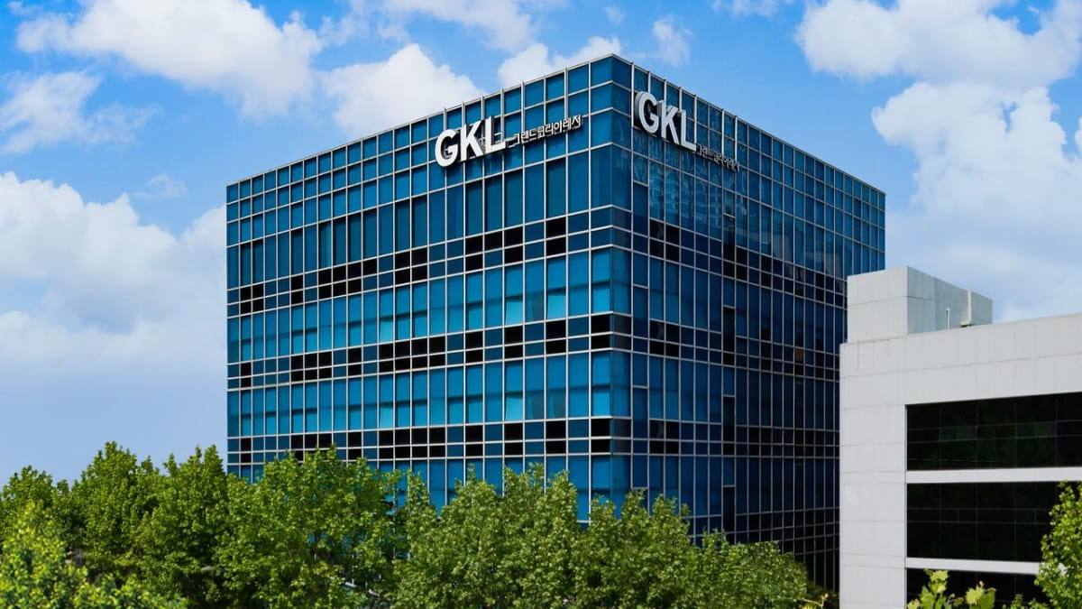 GKL 잇단 악재…직원 불법촬영 입건부터 입장객 부풀리기 의혹까지